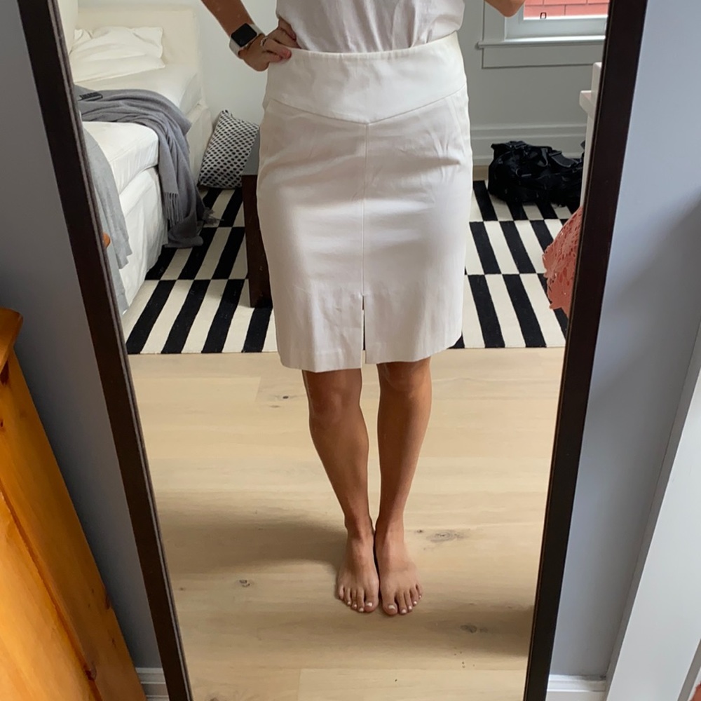 Club Monaco white skirt